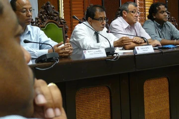 Jeudi 17 Février 2011

Conférence de presse de Ibrahim Patel