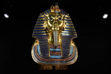 Réplique du masque mortuaire de Toutankhamon, le 23 novembre 2015 à New York