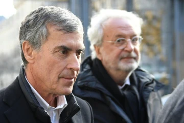 L'ancien ministre du Budget Jérôme Cahuzac, à son arrivée au tribunal à Paris, le 12 février 2018
