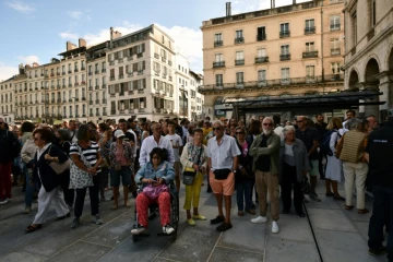Rassemblement à Bayonne, le 4 août 2023, pour protester contre la violence après le décès d'un homme mortellement  agressé lors des fêtes de la ville fin juillet