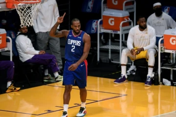 Kawhi Leonard des LA Clippers lors du match remporté sur le parquet des Los Angeles Lakers le 22 décembre 2020 pour la reprise de la NBA