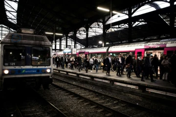 Huit TGV et TER sur dix, sept Intercités sur dix (direction)