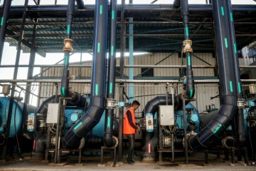 Installations de l'usine de dessalement de l'eau de Deir el-Balah, dans le centre de la bande de Gaza, qui a cessé de fonctionner après la coupure par Israël de l'approvisionnement en électricité, le 10 mars 2025