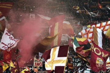 Des supporters de l'AS Rome lors d'un match de Ligue des champions contre Liverpool, le 10 avril 2018 à Rome