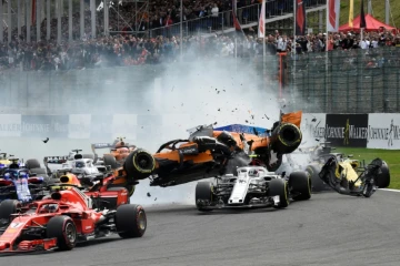 Colision en chaîne au GP de Belgique et abandons d'Alonso, Hülkenberg et Leclerc suite à ce crash le 26 août 2018
