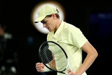 L'Italien Jannik Sinner après sa victoire en demi-finale de l'Open d'Australie contre l'Américain Ben Shelton, le 24 janvier 2025 à Melbourne