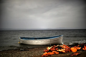 Des migrants secourus en Méditerranée et débarqués à Kalamata (Grèce) ont raconté avoir assisté à un naufrage ayant fait jusqu'à 500 morts
