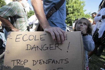 Mercredi 31 Août 2011

Manifestation des parents d'élèves et des syndicats au rectorat