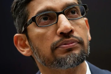 Sundar Pichai lors d'une audition au Congrès fin 2018. Il a été nommé le 3 décembre directeur général d'Alphabet, la maison mère de Google