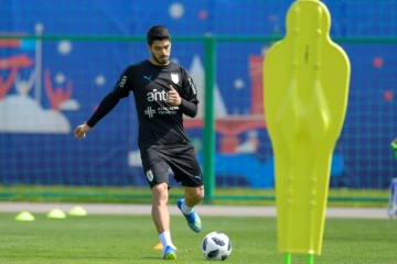 L'avant-centre de l'Uruguay Luis Suarez s'entraîne avec sa sélection à Nijni Novgorod, le 17 juin 2018 en vue du match contre l'Arabie saoudite