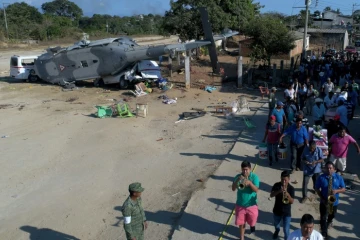 Funérailles des treize personnes tuées par un hélicoptère militaire tombé sur une camionnette à Jamiltepec, dans l'État d'Oaxaca, au Mexique, le 17 février 2018