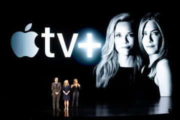 Les acteurs Steve Carell, Reese Witherspoon et Jennifer Aniston, le 25 mars 2019 à Cupertino (Californie)
