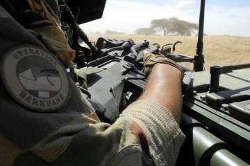 Soldat de la force française Barkhane en opération au Mali, le 1er novembre 2017