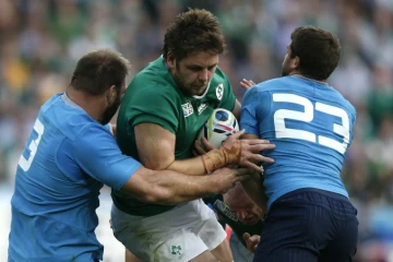 L'Irlandais Iain Henderson (c) face à l'Italie lors du Mondial, le 4 octobre 2015 au Stade Olympique de Londres