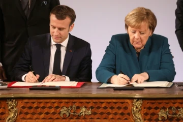 Emmanuel Macron et Angela Merkel signent un nouveau traité de coopération franco-allemande, le 22 janvier 2019 à Aix-la-Chapelle en Allemagne 