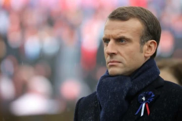 Emmanuel Macron pendant la cérémonie à l'arc de Triomphe à Paris, le 11 novembre 2018