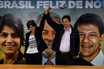 Manuela D'Avila, du Parti communiste du Brésil (PCdoB), nouvelle colistière du candidat à la présidentielle Fernando Haddad, ancien colistier de Lula,  le 7 août 2018 à Sao Paulo, au Brésil
