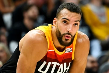 Rudy Gobert sous le maillot du Utah Jazz perndant le match N.6 du 1er tour des plays-offs NBA le 28 avril 2022 à Salt Lake City