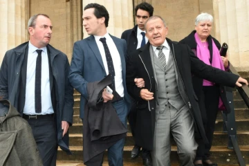 Alain Thurin, ex-infirmier de Liliane Bettencourt, à la sortie du palais de justice le 5 octobre  2015 à Bordeaux