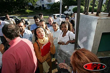 mercredi 12 mai 2004 - 

Les aides éducateurs ont manifesté devant le rectorat