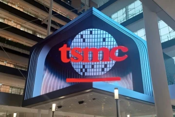 le géant taïwanais des semiconducteurs TSMC va construire une troisième usine en Arizona, portant son investissement total à 65 milliards de dollars