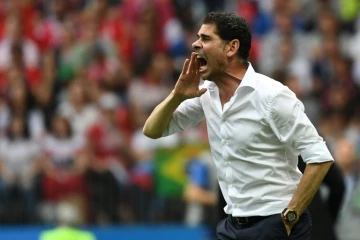 Le sélectionneur de l'Espagne Fernando Hierro lors de la défaite face à la Russie en 8e de finale du Mondial le 1er juillet 2018