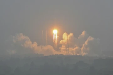 Une fusée Longue Marche 5, transportant la sonde lunaire Chang'e-6, décolle du Centre de lancement spatial de Wenchang, dans la province du Hainan, dans le sud de la Chine, le 3 mai 2024