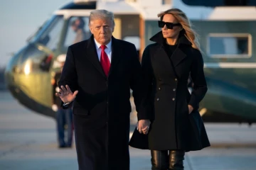 Donald et Melania Trump le 23 décembre 2020 sur la base d'Andrews, près de Washington