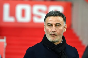 L'entraîneur de Lille Christophe Galtier suit le match contre Monaco au stade Pierre-Mauroy, le 15 mars 2019