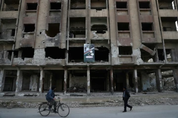 Des immeubles détruits à Doumou, dans les environs de Damas, le 20 janvier 2017 en Syrie