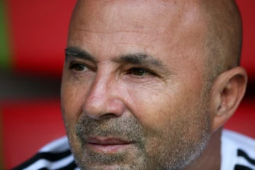 Le sélectionneur de l'Argentine Jorge Sampaoli pendant le match perdu face à la France à Kazan en 8e de finale du Mondial le 30 juin 2018