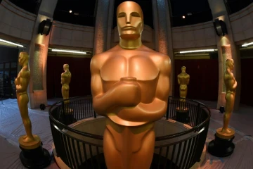 Des statues représentant les Oscars du cinéma, à Hollywood, le 25 février 2017