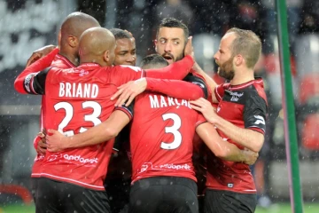 Les attaquants de Guingamp se congratulent après un but de Nancy, le 31 mars 2017 au Roudourou