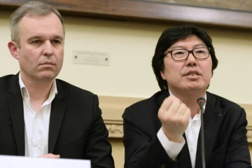 Jean-Vincent Placé et François de Rugy (g), le 4 avril 2015 à l'Assemblée nationale à Paris