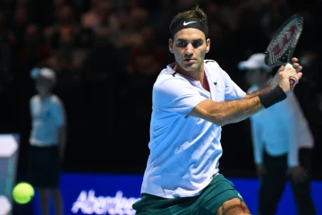 Le Suisse Roger Federer face à l'Ecossais Andy Murray lors du tournoi exhibition "Andy Murray Live", le 7 novembre 2017 à Glasgow