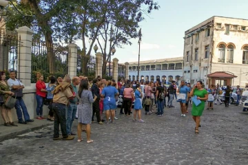 Des bâtiments ont été évacués à La Havane, à Cuba, le 28 janvier 2020