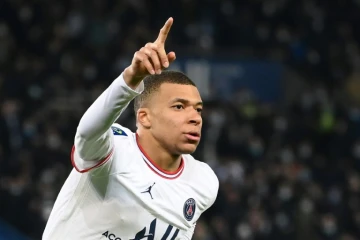 L'attaquant vedette du PSG Kylian Mbappé buteur contre Rennes, le 11 février 2022 au Parc des Princes  
