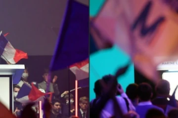 Combo photo réalisé le 7 février 2022 montrant les candidats à l'élection présidentielle Eric Zemmour (G) à Lille et Marine Le Pen à Reims dans des meetings de campagne le 5 février