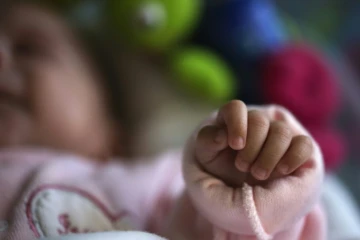 Des nourrissons traités avec beaucoup d'antibiotiques au cours de leur première année de vie sont aussi plus sujets à l'asthme