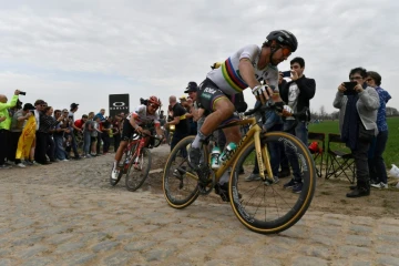 Le Slovaque Peter Sagan (Bora)remporte la 116e édition de Paris-Roubaix, le 8 avril 2018
