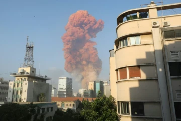 Deux puissantes explosions à Beyrouth ont fait plus d'une centaine de morts et des milliers de blessés et causé d'innonbrables dégâts dans la capitale libanaise