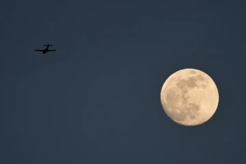 La lune vue depuis Cali le 26 septembre 2015 en Colomboie