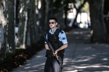 Un parquet d'Istanbul a émis jeudi des mandats d'arrêt contre 35 personnes dans le cadre d'une enquête sur les liens entre les médias et les réseaux du prédicateur Fethullah Gülen, accusés par Ankara d'avoir fomenté le putsch manqué de juillet 2016