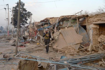 Dégâts après un attentat contre le consulat allemand de Mazar-i-Sharif, le 11 novembre 2016