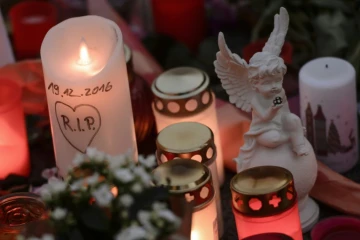 Mémorial en hommage aux victimes sur le site de l'attentat de Berlin, le 21 décembre 2016