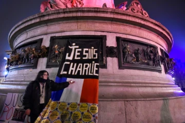 Rassemblement en mémoire des attentats de janvier 2015 place de la République à Paris, le 7 janvier 2017