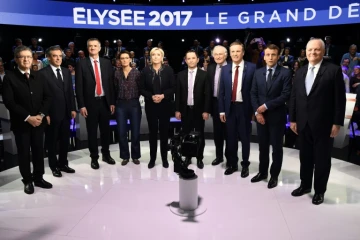 Les candidats à l'élection présidentielle, lors du débat sur BFMTV et CNews, le 4 avril 2017