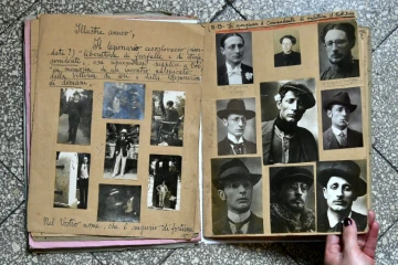 Des photos du policier italien Giuseppe Dosi (1891-1991), passé maître dans l'art du déguisement, le 3 décembre 2016