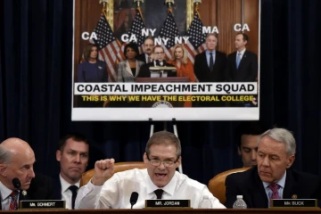 Un membre républicain de la commission judiciaire, Jim Jordan, participe au débat, le 11 décembre 2019, sur l'acte d'accusation de Donald Trump, dans le cadre de la procédure de destitution qui vise le président américain