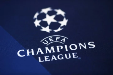 L'UEFA, instance de tutelle de la Ligue des champions, est en train de "réévaluer les mesures de sécurité" pour les matches de ce mercredi, afin de les renforcer "partout où c'est nécessaire" 